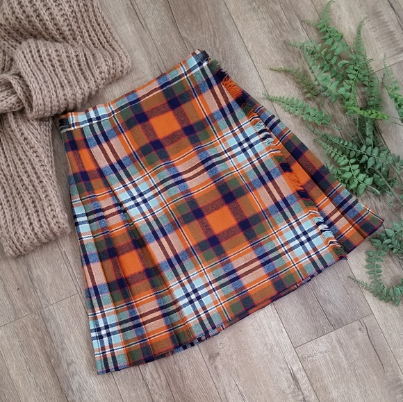 orange and blue kilt